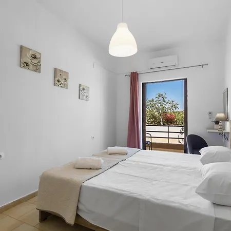 Seafront In Chania 6 干尼亞