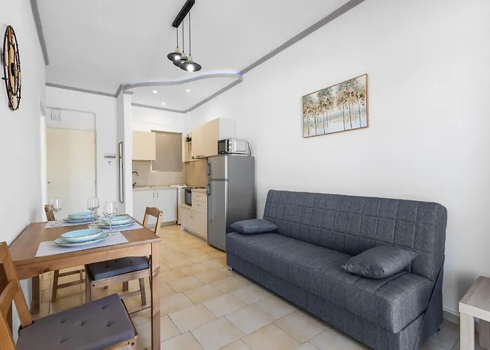 Seafront In Chania 6 La Canea