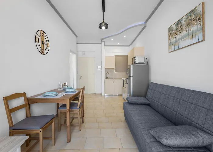 Seafront In Chania 6